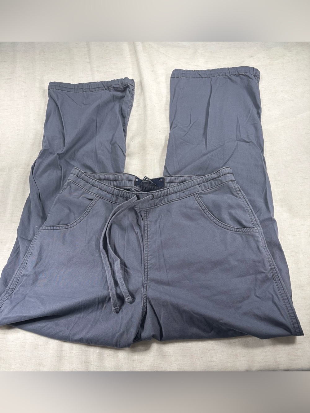 Hollister Girl’s Parachute Pants in Slate Blue